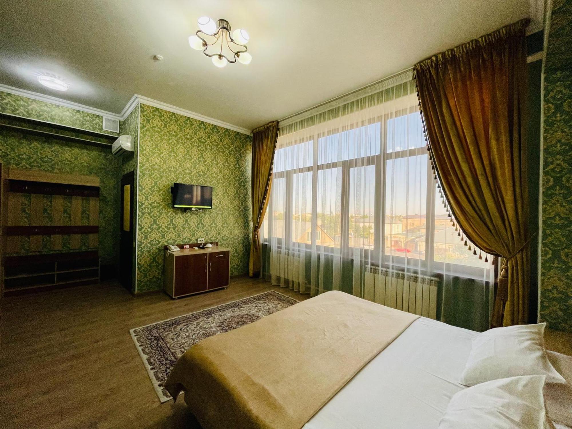 Dostyk Hotel Kyzylorda Eksteriør billede